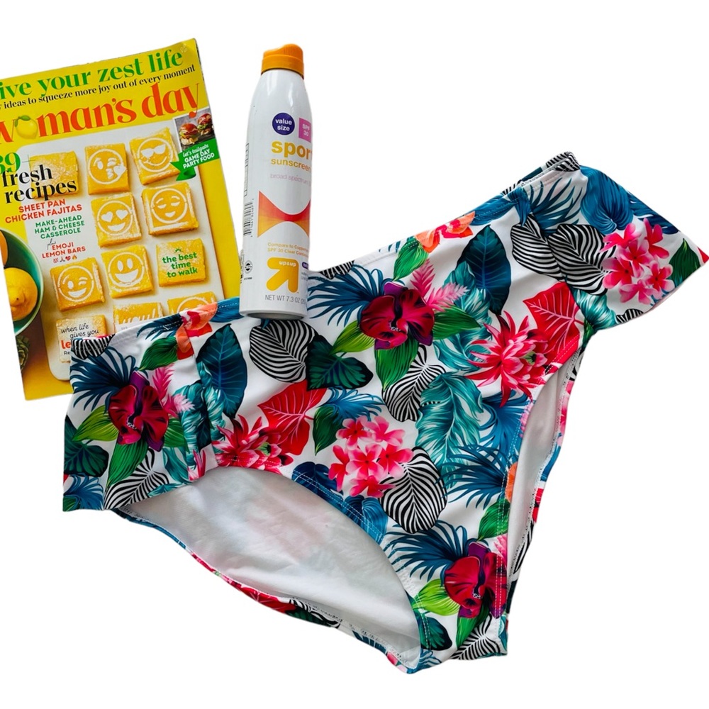 YMI Plus Size tropical print ruffle swimsuit bottom size 2X